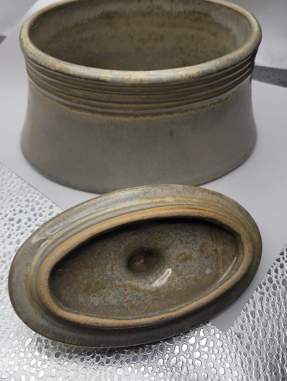 Pier 1 Trinket Decor Box Art Pottery Oval Sage Green Dish with Lid 5 3/4